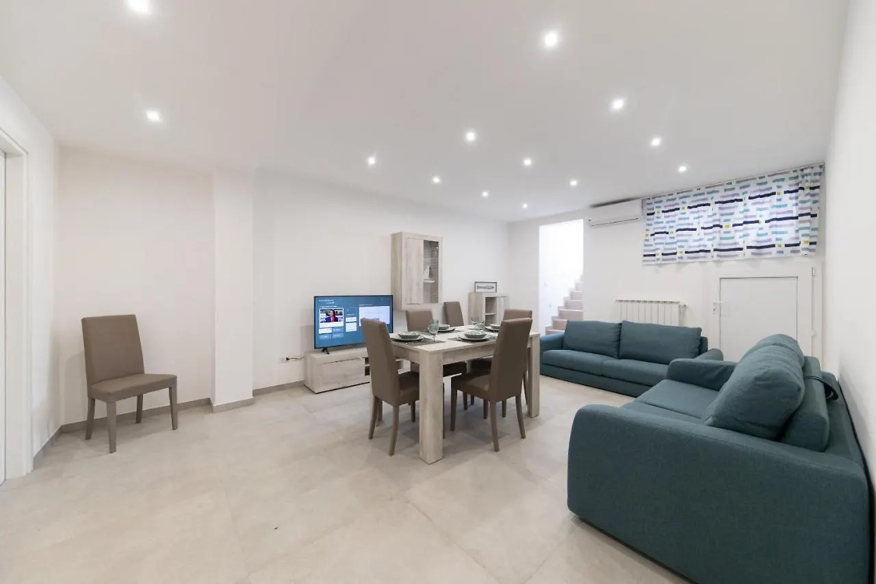 Plume Apartment By Wonderful Italy 巴里